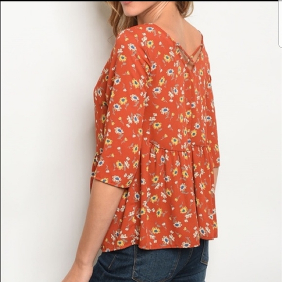 **LAST ONE** Floral pattern feminine style top - Picture 2 of 8